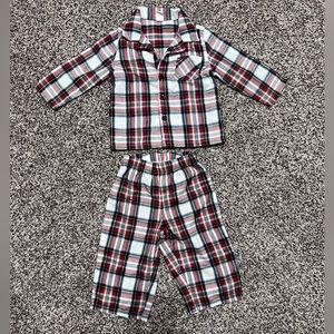 Old Navy baby’s flannel matching Christmas PJs size 12-18 months